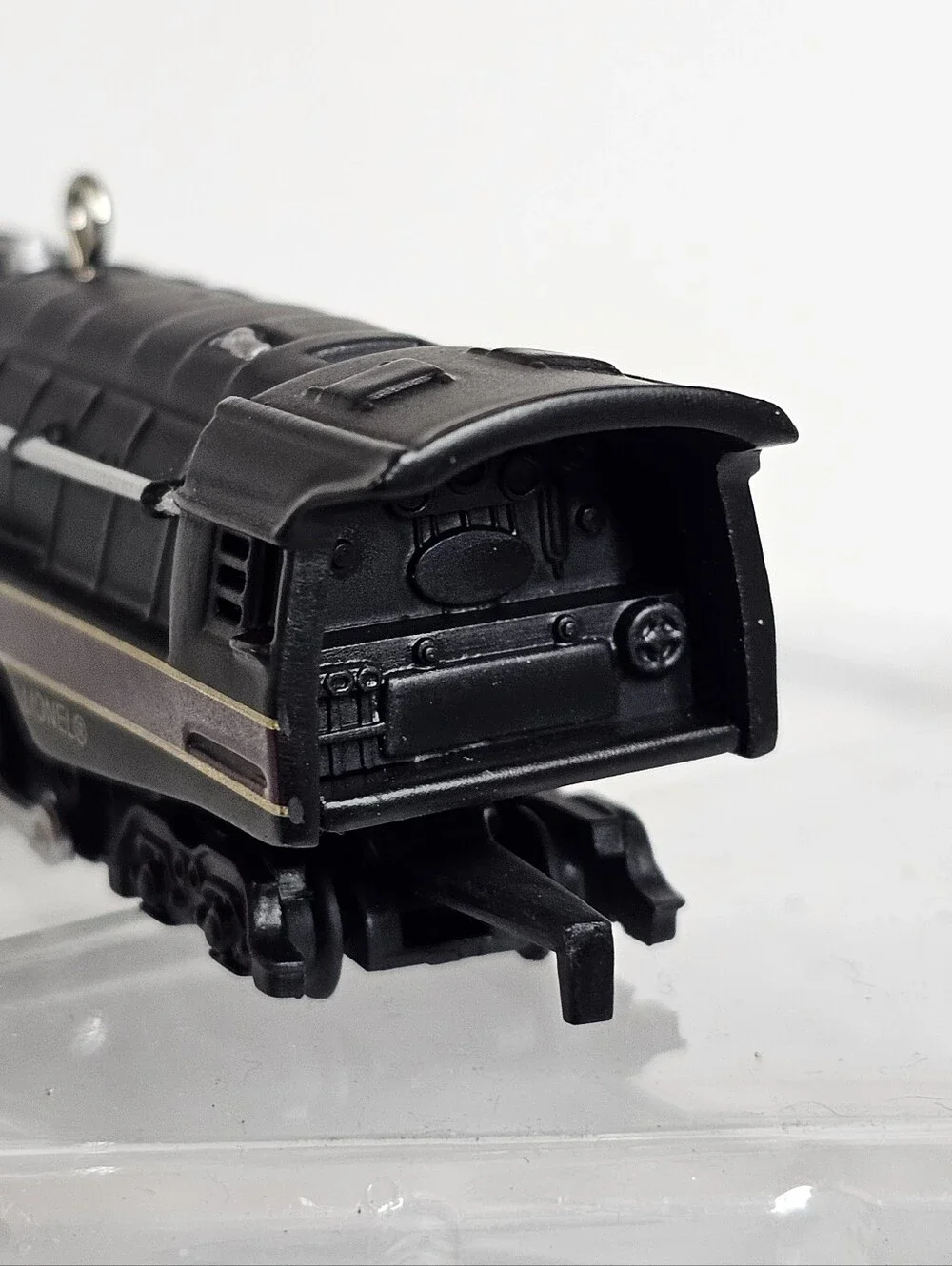 Hallmark Keepsake 1999 Lionel 746 Norfolk & Western Steam Locomotive Ornament #4